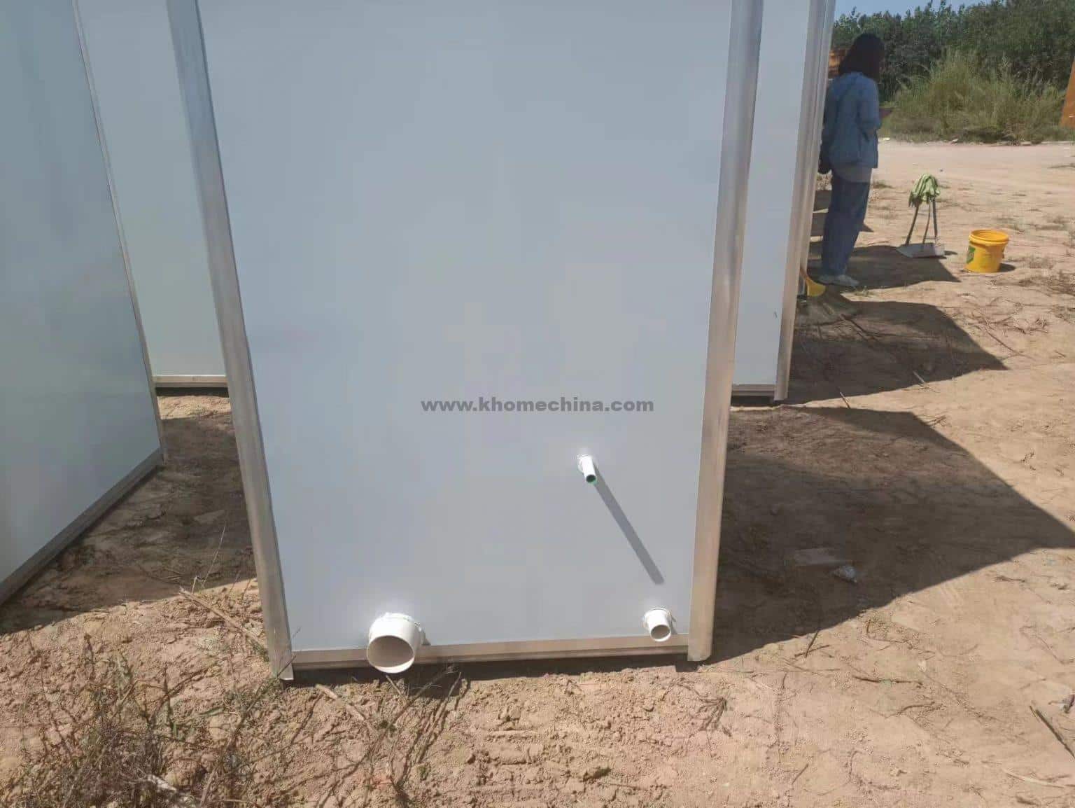 Portable Outdoor Toilets K HOME portable-outdoor-toilets-k-home