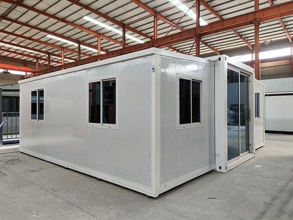 Standard 20ft expandable container house