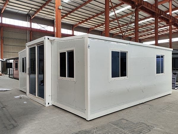 Standard 20ft expandable container house
