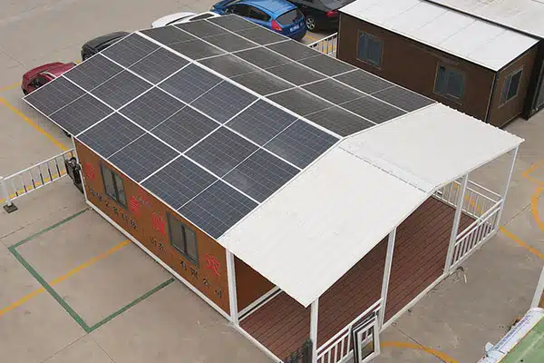 expandable container house with solar energy