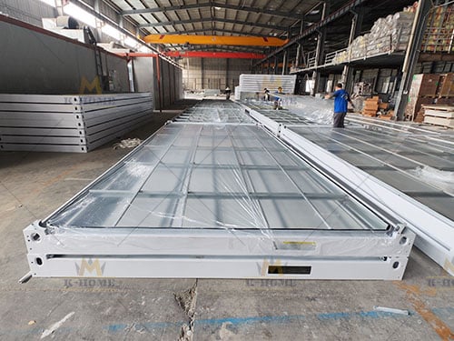 Flat pack container‘s roof PE film process
